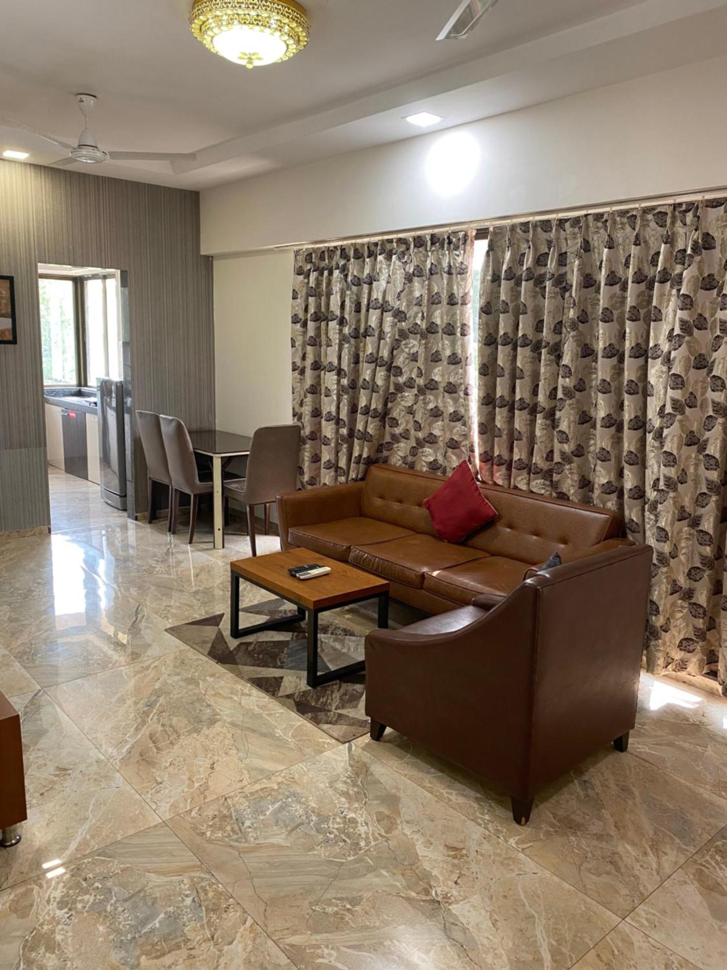 Mumbai House Luxury Apartments Santacruz East, Bombay Exterior foto
